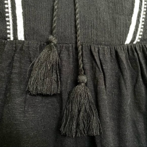 Lucky Brand Black Ruffle Sleeve Embroidered  Top - Picture 5 of 8